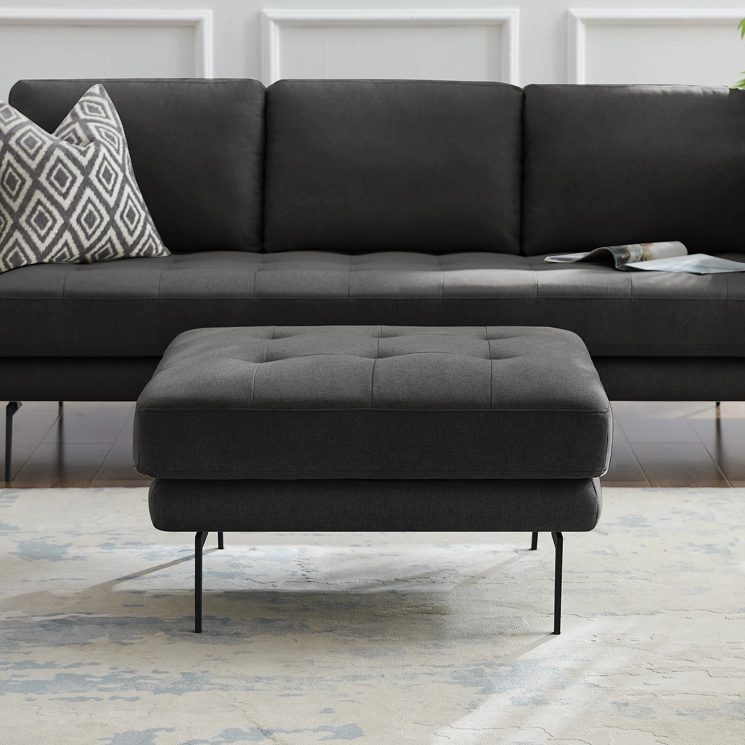 Mørteens Polsterhocker Hamina I - Flanell - Dunkelgrau 3 Mørteens Polsterhocker Hamina I - Flanell - Dunkelgrau – Bild 3