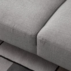 Studio Copenhagen Sofa Berrie (3-Sitzer) - Webstoff Milan: Hellgrau 44 Studio Copenhagen Sofa Berrie (3-Sitzer) - Webstoff Milan: Hellgrau -Wohnzimmermöbel boutique en ligne 1000217043 210208 16100500008 DETAILS P000000001000217043