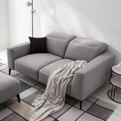 Studio Copenhagen Sofa Berrie (2-Sitzer) - Webstoff Milan: Hellgrau -Wohnzimmermöbel boutique en ligne 1000217241 210208 16100700069 MOOD DETAILS P000000001000217241 mood