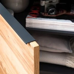 Red Living Sideboard Barview II - Echtholzfurnier - Eiche / Anthrazit 49 Red Living Sideboard Barview II - Echtholzfurnier - Eiche / Anthrazit -Wohnzimmermöbel boutique en ligne 1000218373 210413 12582900033 DETAILS P000000001000218373