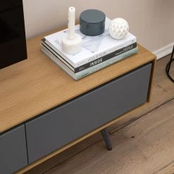 Studio Copenhagen TV-Lowboard Danica - Echtholzfurnier - Matt Dunkelgrau / Esche -Wohnzimmermöbel boutique en ligne 1000220429 210903 11024800087 DETAILS P000000001000220429