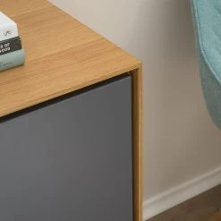 Studio Copenhagen Sideboard Danica - Echtholzfurnier - Matt Dunkelgrau / Esche 17 Studio Copenhagen Sideboard Danica - Echtholzfurnier - Matt Dunkelgrau / Esche -Wohnzimmermöbel boutique en ligne 1000220479 201113 13034900051 DETAILS P000000001000220479