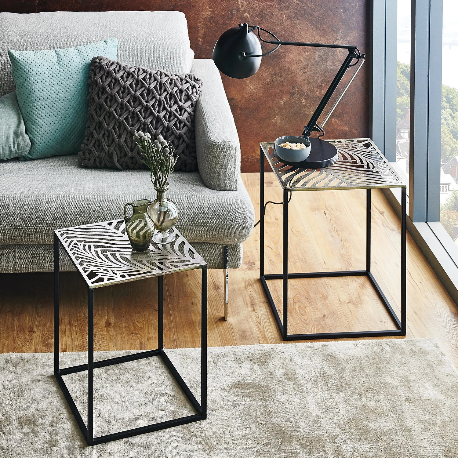 Loftscape Beistelltisch Bountiful II (2er-Set) - Metall - Antikbronze / Schwarz 2 Loftscape Beistelltisch Bountiful II (2er-Set) - Metall - Antikbronze / Schwarz – Bild 2