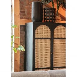 Red Living Schrank Mokena - Wiener Geflecht / Mango massiv - Natur / Mango Schwarz -Wohnzimmermöbel boutique en ligne 1000223461 200826 12350000009 DETAILS P000000001000223461