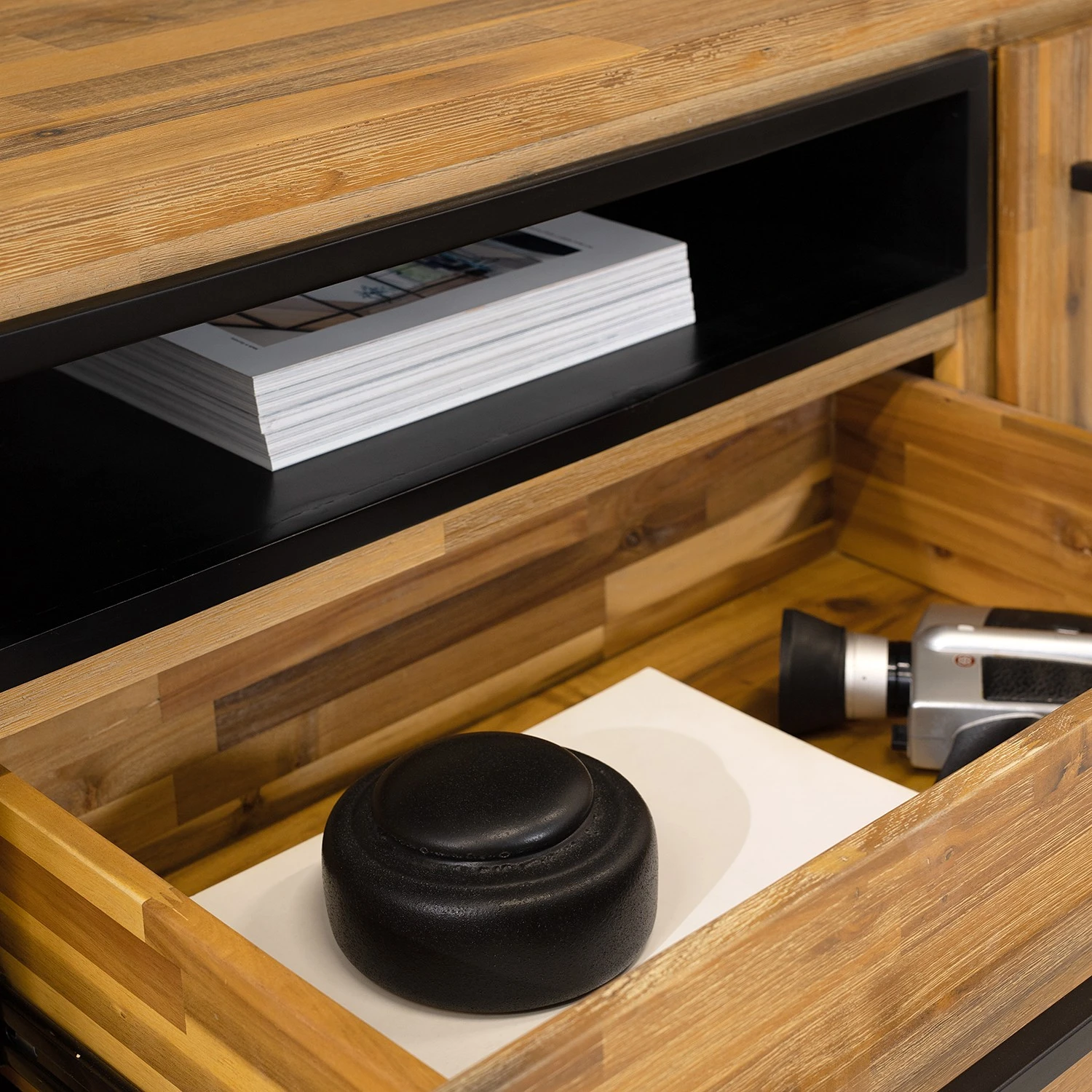 Ars manufacti Sideboard Urban Industry I - Akazie teilmassiv / Metall - Akazie / Schwarz 20 Ars manufacti Sideboard Urban Industry I - Akazie teilmassiv / Metall - Akazie / Schwarz – Bild 20