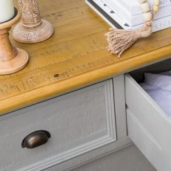 Maison Belfort Kommode Lavalle II - Kiefer teilmassiv - Kiefer / Hellgrau 17 Maison Belfort Kommode Lavalle II - Kiefer teilmassiv - Kiefer / Hellgrau -Wohnzimmermöbel boutique en ligne 1000224203 210811 12061200017 DETAILS P000000001000224203