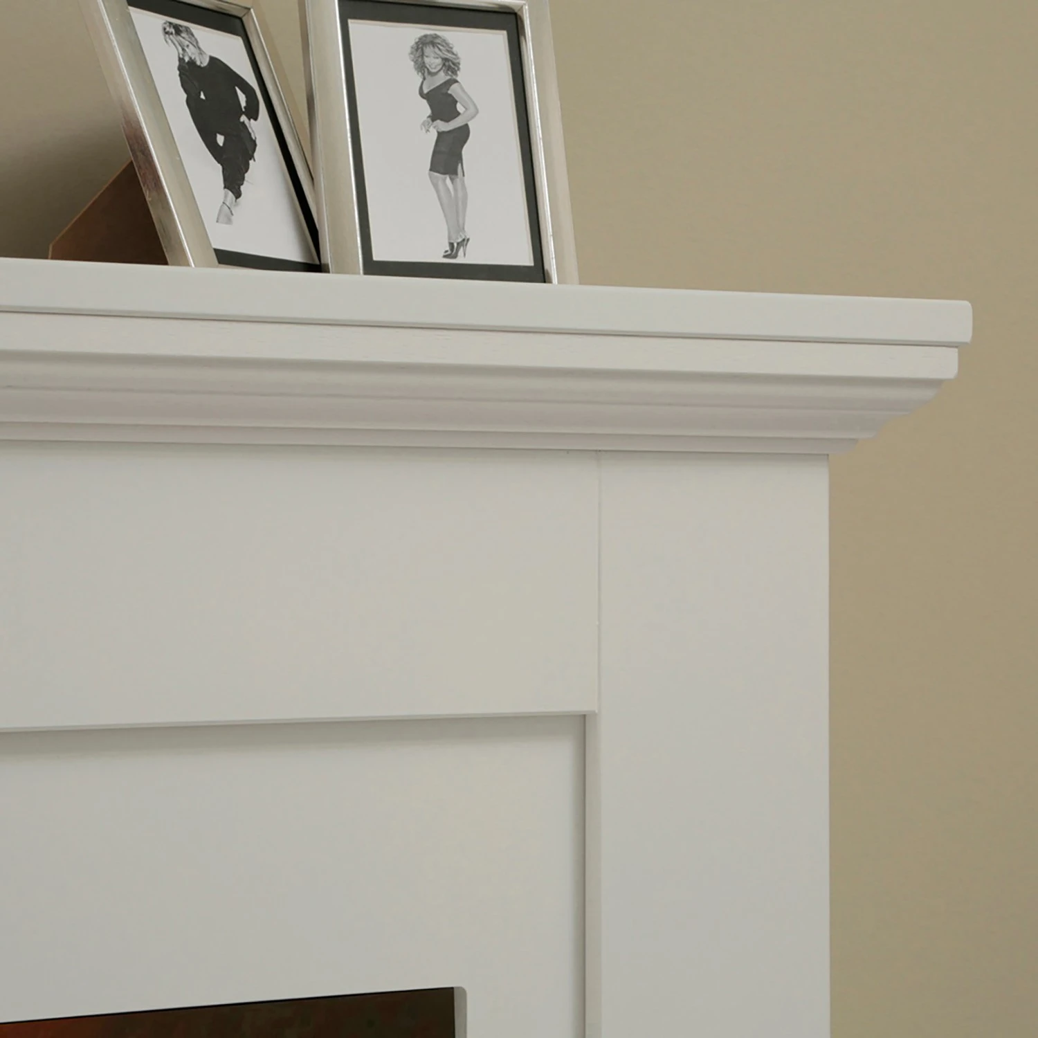 Loftscape Elektrokamin Toronto - Brilliantweiß - Einsatz Schwarz 6 Loftscape Elektrokamin Toronto - Brilliantweiß - Einsatz Schwarz – Bild 6