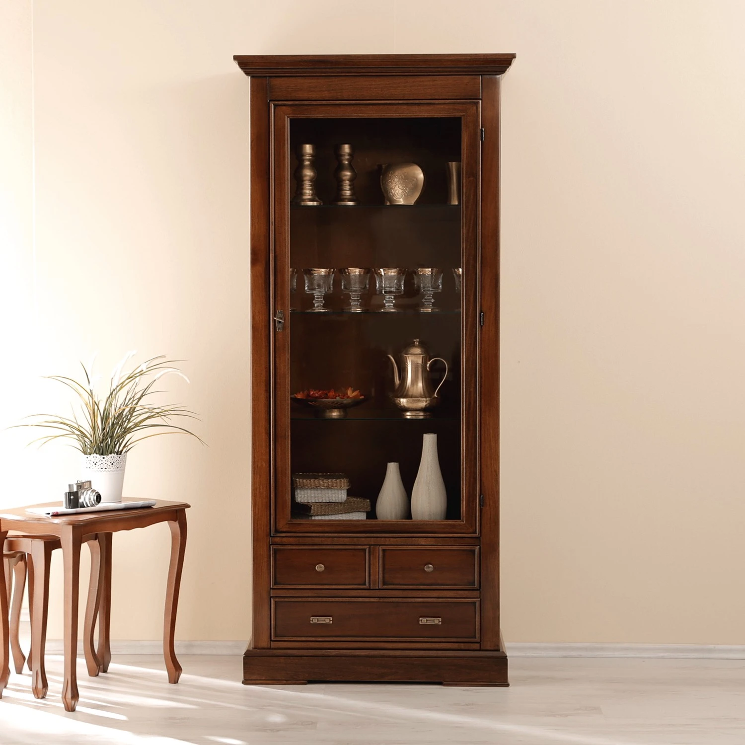 Ridgevalley Standvitrine Brieux - Tulpenbaum teilmassiv - Tulpenbaum Antik 3 Ridgevalley Standvitrine Brieux - Tulpenbaum teilmassiv - Tulpenbaum Antik – Bild 3