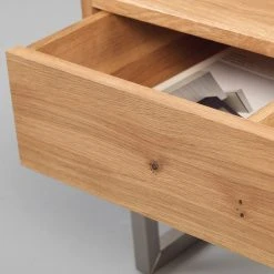 Loftscape TV-Lowboard Roffey - Wildeiche massiv / Metall - Wildeiche / Silber 9 Loftscape TV-Lowboard Roffey - Wildeiche massiv / Metall - Wildeiche / Silber -Wohnzimmermöbel boutique en ligne 1000231172 201118 12522800043 MOOD DETAILS P000000001000231172 mood