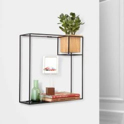 Umbra Wandregal Cubist I - Metall / Buche massiv - Schwarz / Buche -Wohnzimmermöbel boutique en ligne 1000235476 201214 15131400279 MOOD DETAILS P000000001000235476 mood