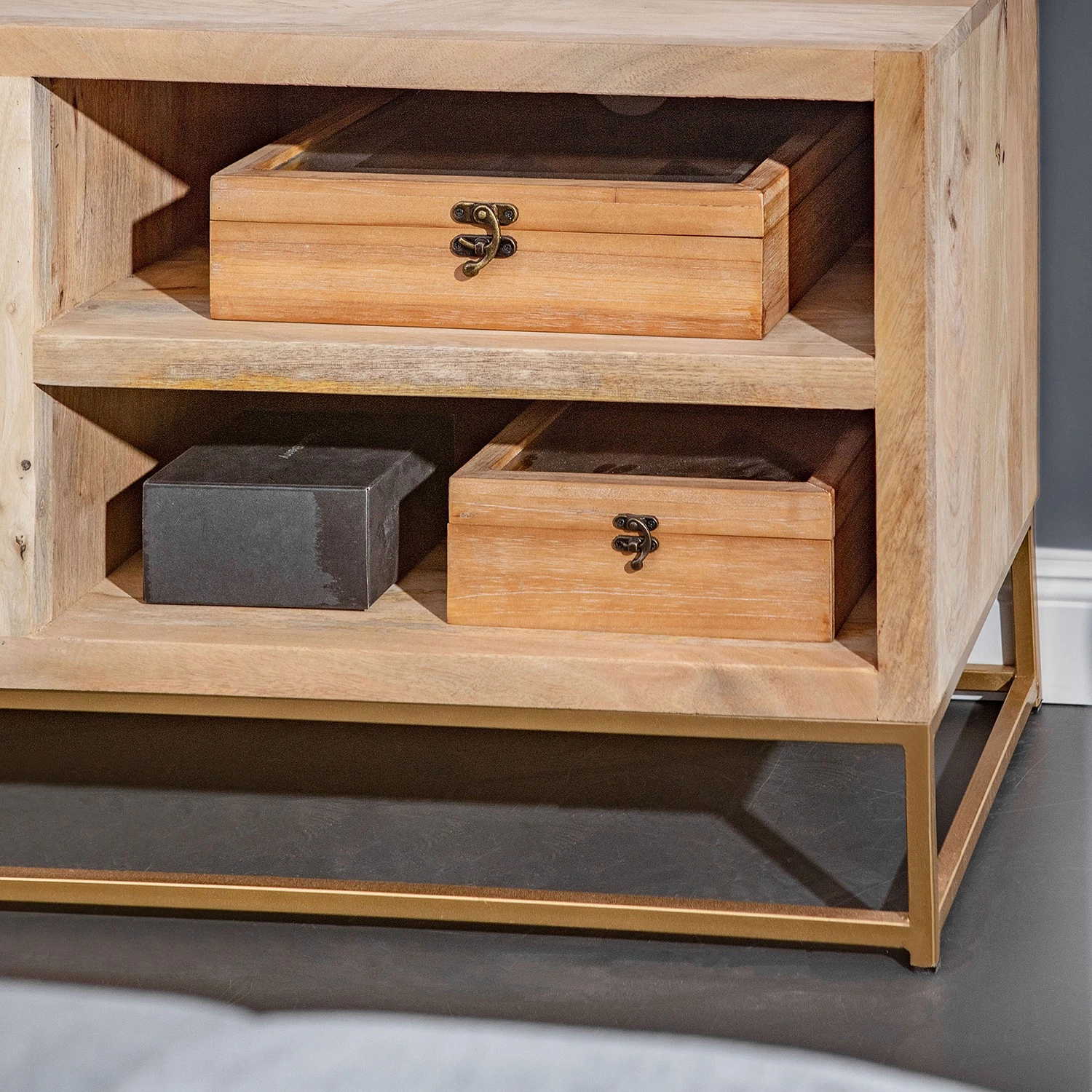 Naturoo TV-Lowboard Rumilly - Rattangeflecht / Mango massiv 5 Naturoo TV-Lowboard Rumilly - Rattangeflecht / Mango massiv – Bild 5