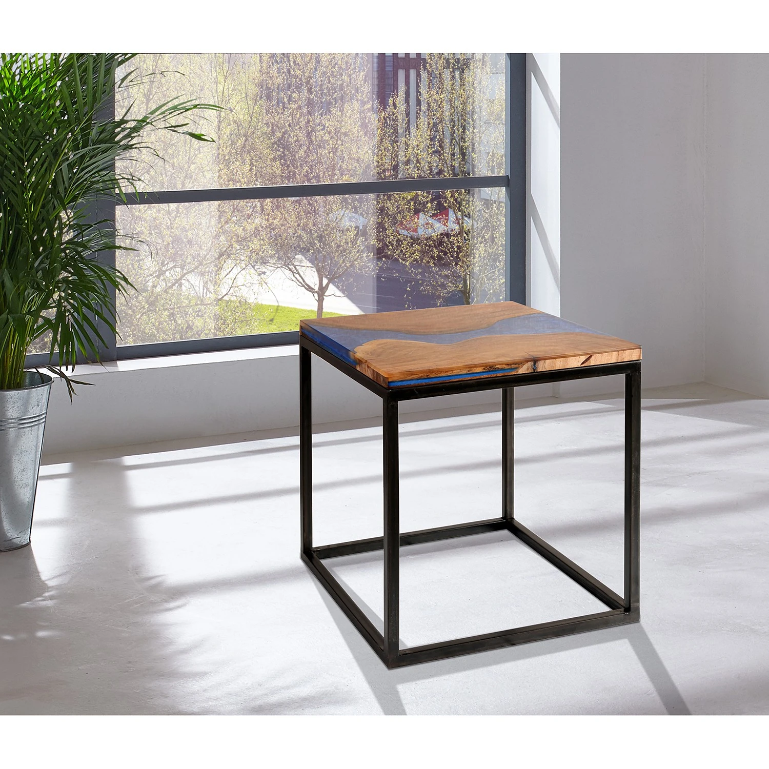 Wolf-Möbel Epoxidharz-Beistelltisch Tarnac - Harz / Metall - Blau 3 Wolf-Möbel Epoxidharz-Beistelltisch Tarnac - Harz / Metall - Blau – Bild 3