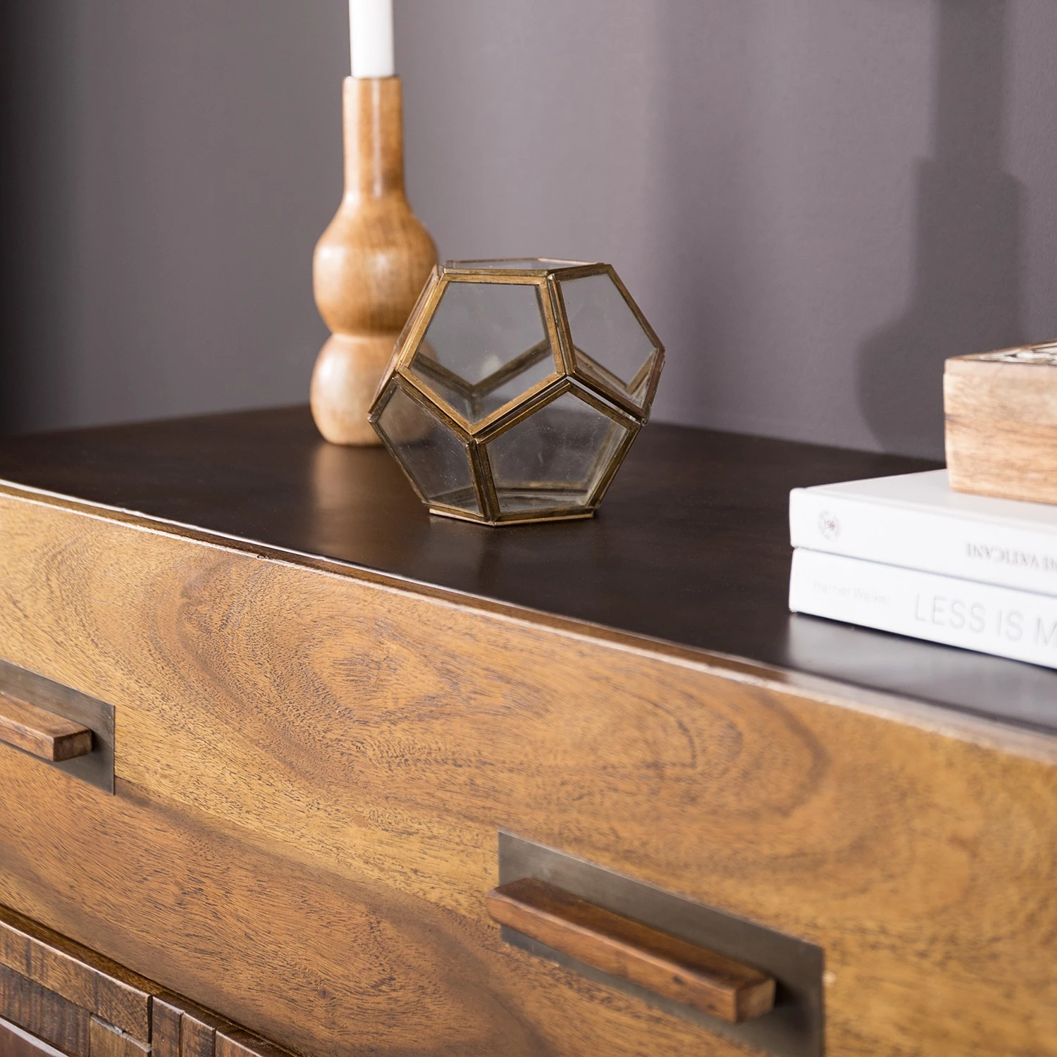 Wolf-Möbel Kommode Bazac - Akazie massiv - Akazie / Dunkelgrau 15 Wolf-Möbel Kommode Bazac - Akazie massiv - Akazie / Dunkelgrau – Bild 15