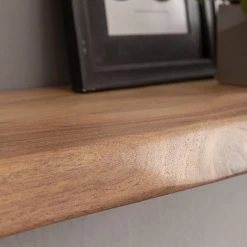 Naturoo Wandboard Longpont - Akazie massiv - Breite: 115 cm 8 Naturoo Wandboard Longpont - Akazie massiv - Breite: 115 cm -Wohnzimmermöbel boutique en ligne 1000244893 210202 15025100287 DETAILS P000000001000244893