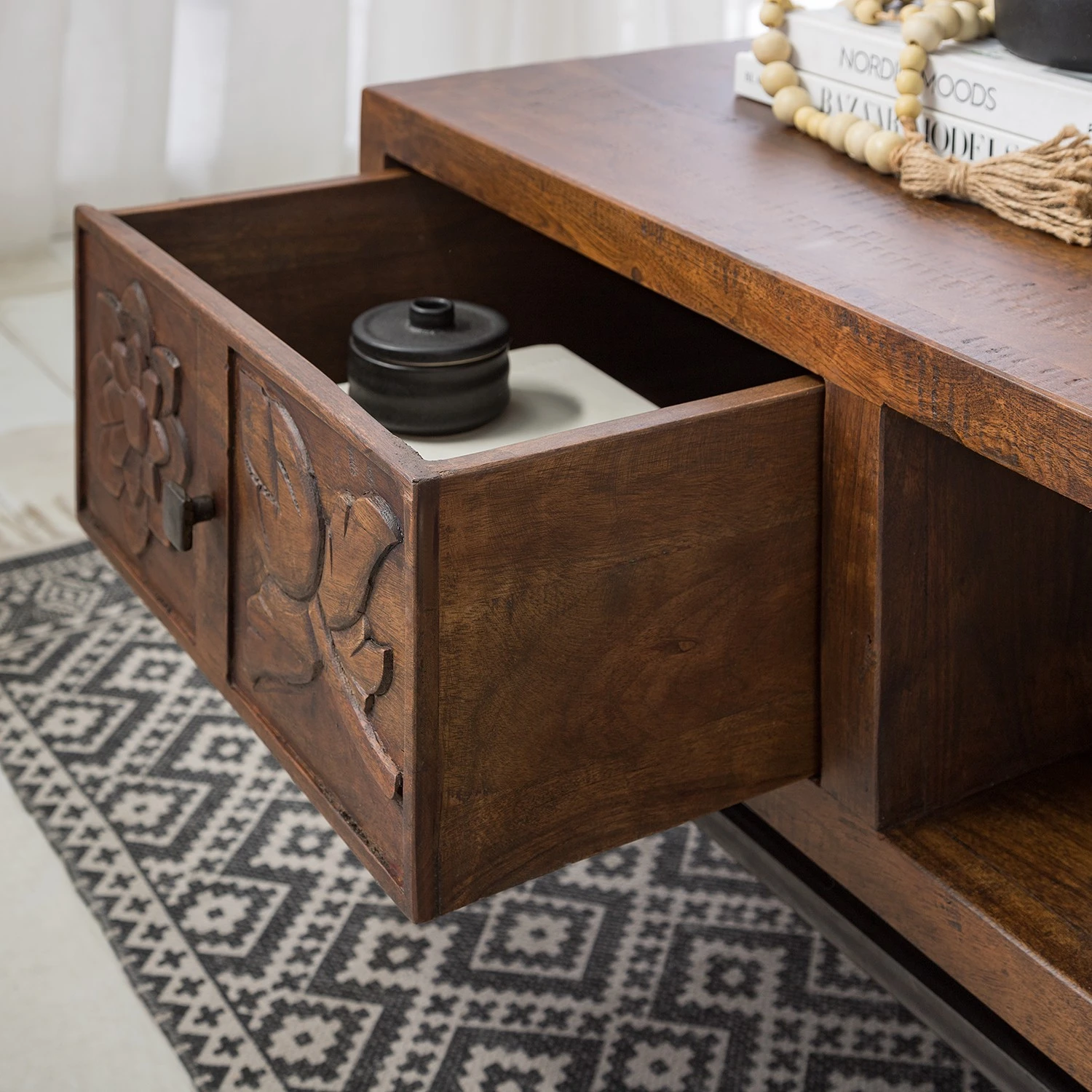 Wolf-Möbel Couchtisch Carving - Akazie massiv 5 Wolf-Möbel Couchtisch Carving - Akazie massiv – Bild 5