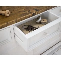 Maison Belfort Sideboard Balignton - Kiefer massiv - Kiefer / Weiß 16 Maison Belfort Sideboard Balignton - Kiefer massiv - Kiefer / Weiß -Wohnzimmermöbel boutique en ligne 1000260756 211116 13020000349 DETAILS P000000001000260756