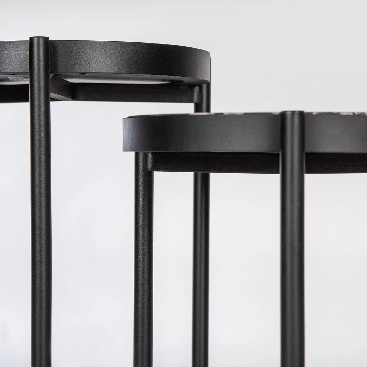 Studio Copenhagen Beistelltisch Abee I (2er-Set) - Marmor Schwarz Dekor / Schwarz 10 Studio Copenhagen Beistelltisch Abee I (2er-Set) - Marmor Schwarz Dekor / Schwarz – Bild 10