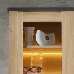 Ridgevalley Standvitrine Moro - Eiche Artisan Dekor / Grau -Wohnzimmermöbel boutique en ligne 1000272392 210819 07025100201 DETAILS P000000001000272392