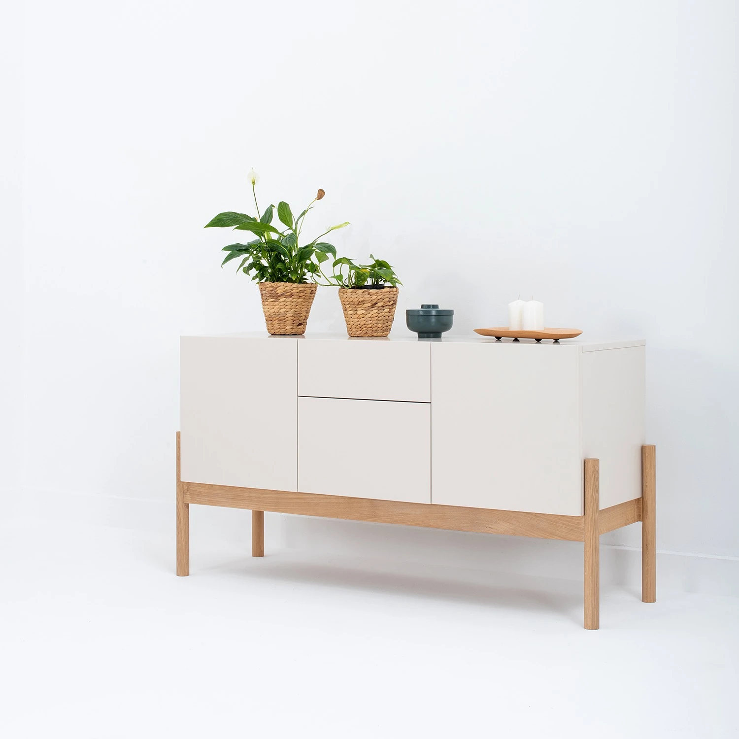 Studio Copenhagen Sideboard Cooby I - Muschelweiß / Eiche Hell 3 Studio Copenhagen Sideboard Cooby I - Muschelweiß / Eiche Hell – Bild 3