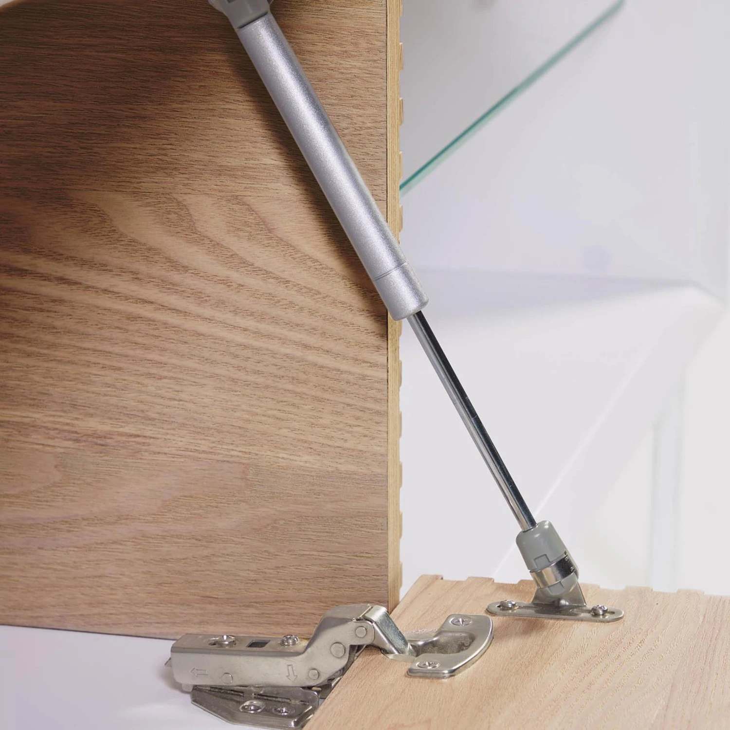 Loftscape TV-Lowboard Maredale - Esche teilmassiv - Weiß / Esche 3 Loftscape TV-Lowboard Maredale - Esche teilmassiv - Weiß / Esche – Bild 3