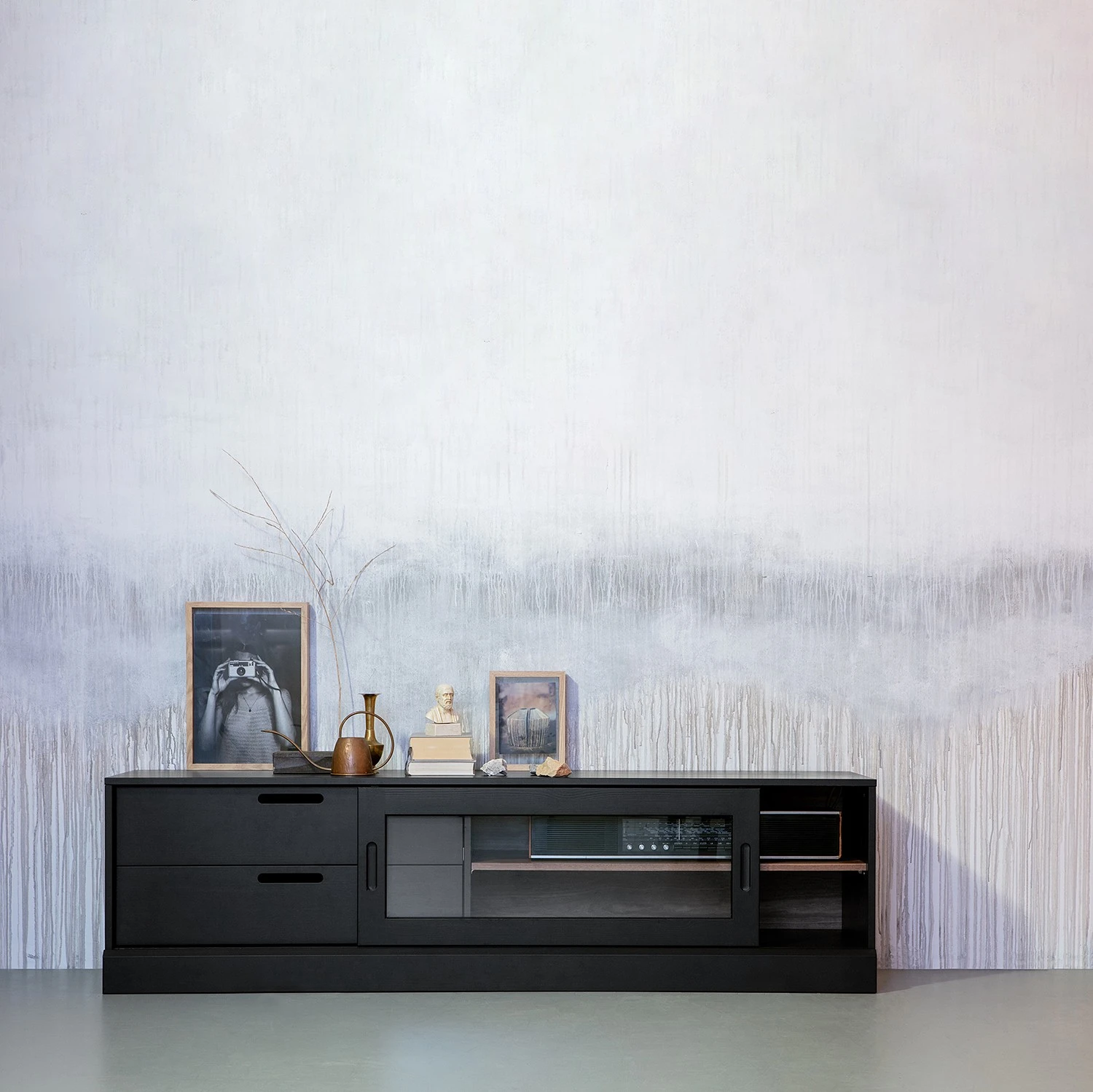 Red Living TV-Lowboard Lescar - Kiefer massiv - Kiefer Schwarz 2 Red Living TV-Lowboard Lescar - Kiefer massiv - Kiefer Schwarz – Bild 2