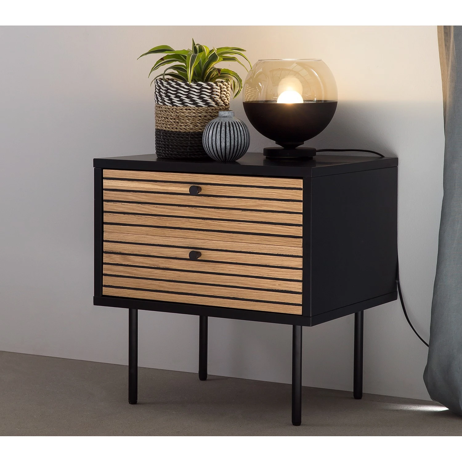 Red Living Kommode Uckerby II - Echtholzfurnier - Eiche / Schwarz 2 Red Living Kommode Uckerby II - Echtholzfurnier - Eiche / Schwarz – Bild 2