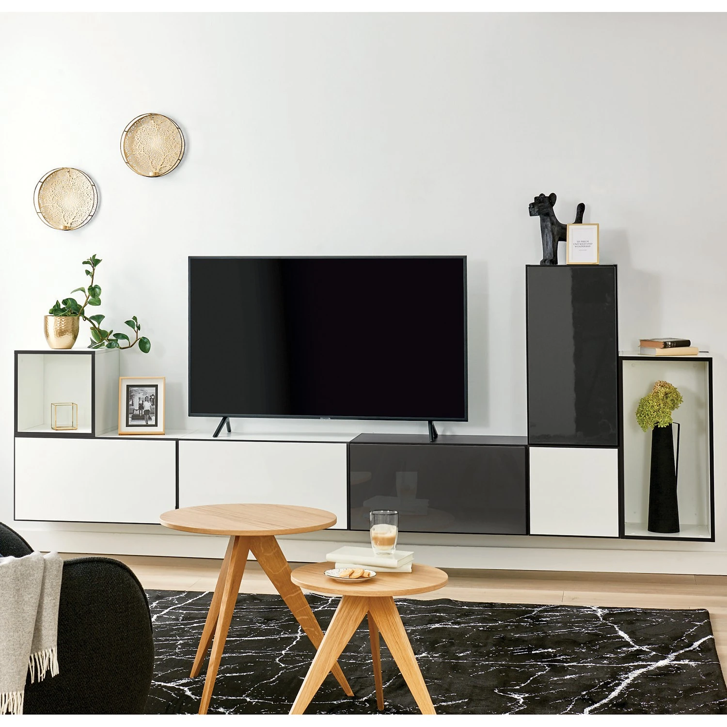 Now! by hülsta Wohnwand now to go colour VI (7-teilig) - Hochglanz Reinweiß / Hochglanz Diamantgrau 1 Now! by hülsta Wohnwand now to go colour VI (7-teilig) - Hochglanz Reinweiß / Hochglanz Diamantgrau