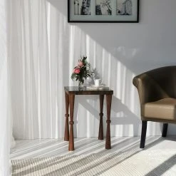 Ars Natura Beistelltisch Donatella - Glas / Walnuss massiv - Rauchschwarz / Walnuss 12 Ars Natura Beistelltisch Donatella - Glas / Walnuss massiv - Rauchschwarz / Walnuss -Wohnzimmermöbel boutique en ligne 1000333706 220302 022 MOOD DETAILS P000000001000333706 mood