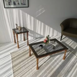 Ars Natura Beistelltisch Donatella - Glas / Walnuss massiv - Rauchschwarz / Walnuss 13 Ars Natura Beistelltisch Donatella - Glas / Walnuss massiv - Rauchschwarz / Walnuss -Wohnzimmermöbel boutique en ligne 1000333706 220302 023 MOOD DETAILS P000000001000333706 mood