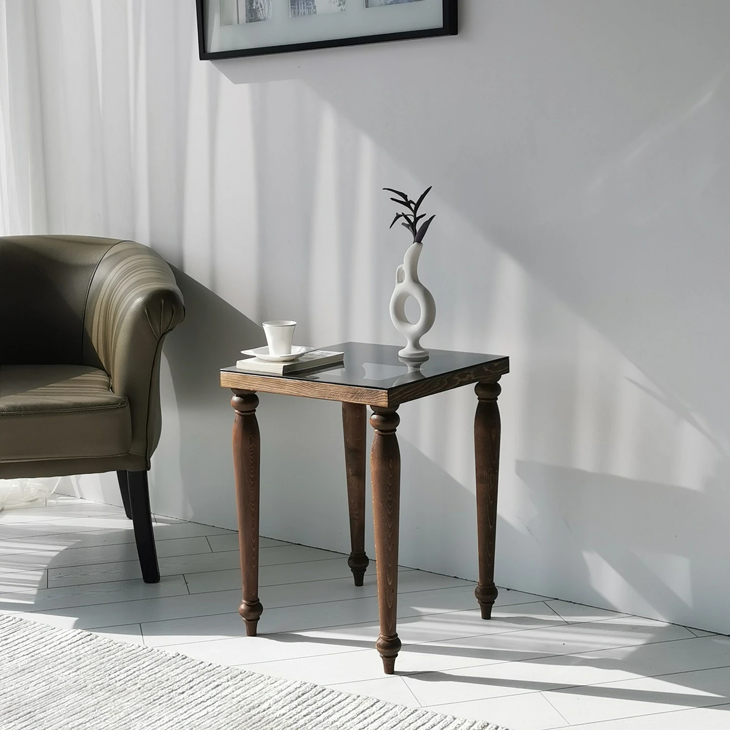 Ars Natura Beistelltisch Tating - Glas / Walnuss massiv - Rauchschwarz / Walnuss 4 Ars Natura Beistelltisch Tating - Glas / Walnuss massiv - Rauchschwarz / Walnuss – Bild 4