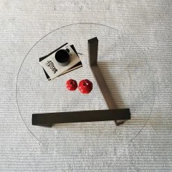 Loftscape Couchtisch Yorkton II - Glas / Walnuss massiv - Walnuss -Wohnzimmermöbel boutique en ligne 1000333739 220302 026 MOOD DETAILS P000000001000333739 mood