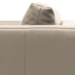 Studio Copenhagen Ecksofa Madison I - Echtleder Neka: Hellgrau - Breite: 319 cm - Ottomane davorstehend links -Wohnzimmermöbel boutique en ligne 1000333898 220301 060 DETAILS P000000001000333898