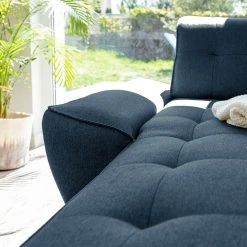 Norrwood Ecksofa Surribas - Webstoff Lark: Dunkelblau 17 Norrwood Ecksofa Surribas - Webstoff Lark: Dunkelblau -Wohnzimmermöbel boutique en ligne 1000336899 220401 080 DETAILS P000000001000336899