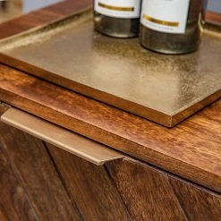 Red Living Kommode Nook - Mango massiv / Metall - Mango / Gold 23 Red Living Kommode Nook - Mango massiv / Metall - Mango / Gold -Wohnzimmermöbel boutique en ligne 1000341972 220331 064 DETAILS P000000001000341972