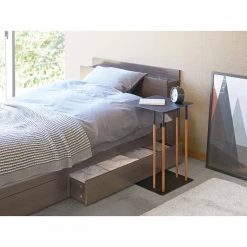 Yamazaki Beistelltisch Plain II - Esche massiv / Metall - Schwarz 13 Yamazaki Beistelltisch Plain II - Esche massiv / Metall - Schwarz -Wohnzimmermöbel boutique en ligne 1000347250 220505 022 MOOD DETAILS P000000001000347250 mood
