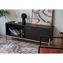 Norrwood TV-Lowboard Caborn II - Schwarz / Pinie 7 Norrwood TV-Lowboard Caborn II - Schwarz / Pinie -Wohnzimmermöbel boutique en ligne 1000355281 220603 021 MOOD DETAILS P000000001000355281 mood