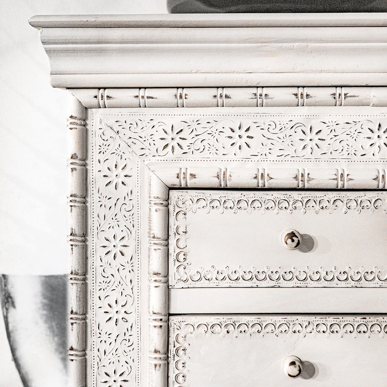 Ridgevalley Kommode Missoula - Mango massiv - Vintage Weiß 3 Ridgevalley Kommode Missoula - Mango massiv - Vintage Weiß – Bild 3