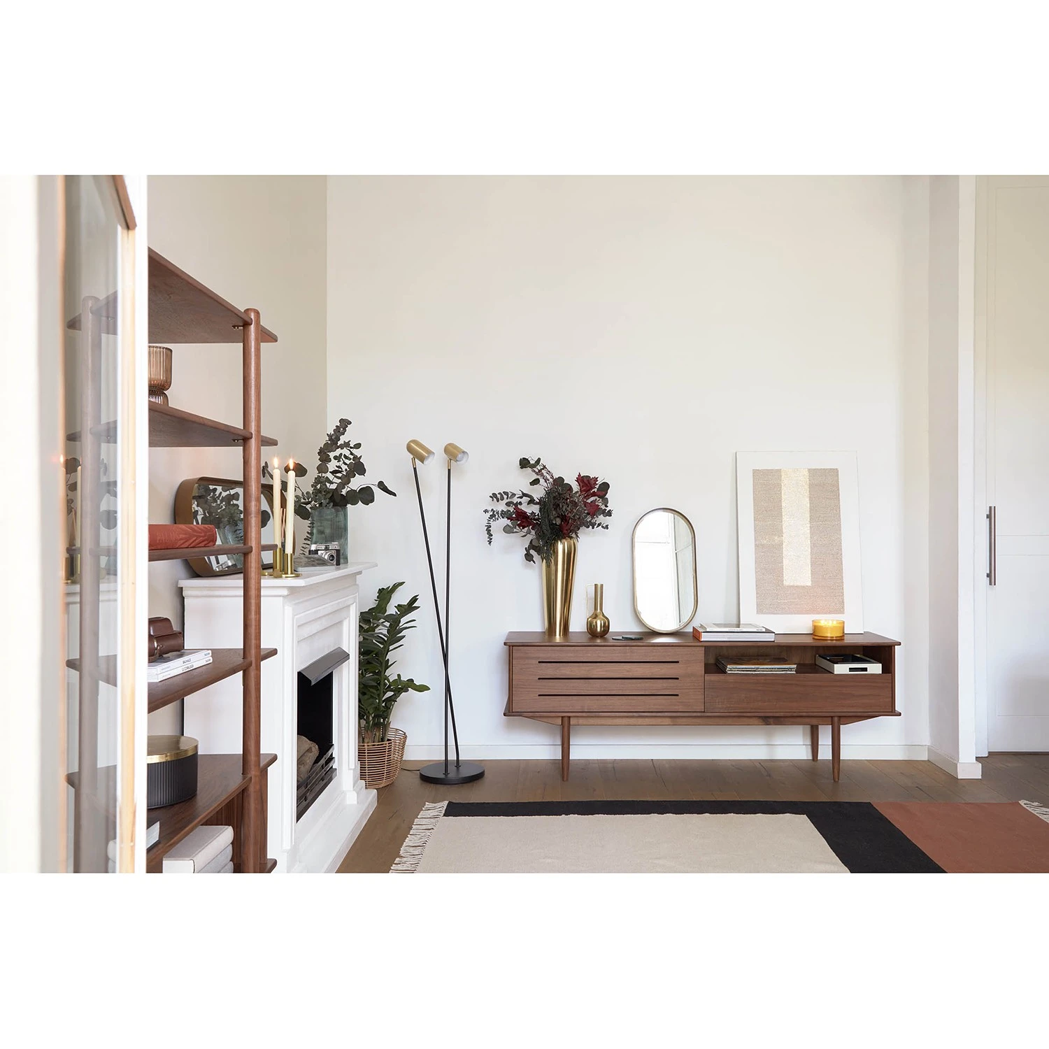 Naturoo TV-Lowboard Chipata - Walnuss teilmassiv 3 Naturoo TV-Lowboard Chipata - Walnuss teilmassiv – Bild 3