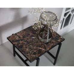 Red Living Beistelltisch Bowes - Marmor Braun Dekor / Schwarz 11 Red Living Beistelltisch Bowes - Marmor Braun Dekor / Schwarz -Wohnzimmermöbel boutique en ligne 1000366390 220823 021 MOOD DETAILS P000000001000366390 mood