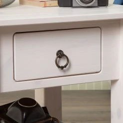 Maison Belfort Beistelltisch Valmer I - Weiß -Wohnzimmermöbel boutique en ligne couchtisch valmer i kiefer massiv weiss 517727