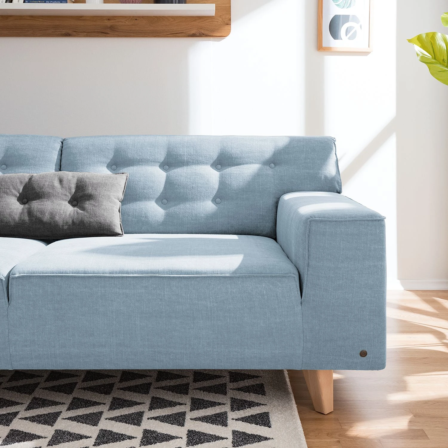 Tom Tailor Ecksofa Nordic Chic II Webstoff - Stoff TUS: 6 sky blue - Longchair davorstehend links 19 Tom Tailor Ecksofa Nordic Chic II Webstoff - Stoff TUS: 6 sky blue - Longchair davorstehend links – Bild 19