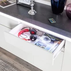 Fredriks Sideboard Namona III - Inkl. Beleuchtung - Beton Dekor / Weiß -Wohnzimmermöbel boutique en ligne sideboard namona iii inkl beleuchtung weiss anthrazit weiss anthrazit 4040340