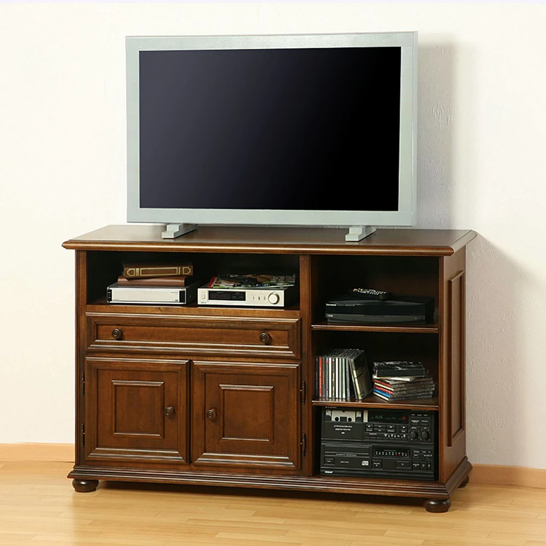 Montreux TV-Kommode Arabella I - Ayous teilmassiv - Antikbraun 2 Montreux TV-Kommode Arabella I - Ayous teilmassiv - Antikbraun – Bild 2