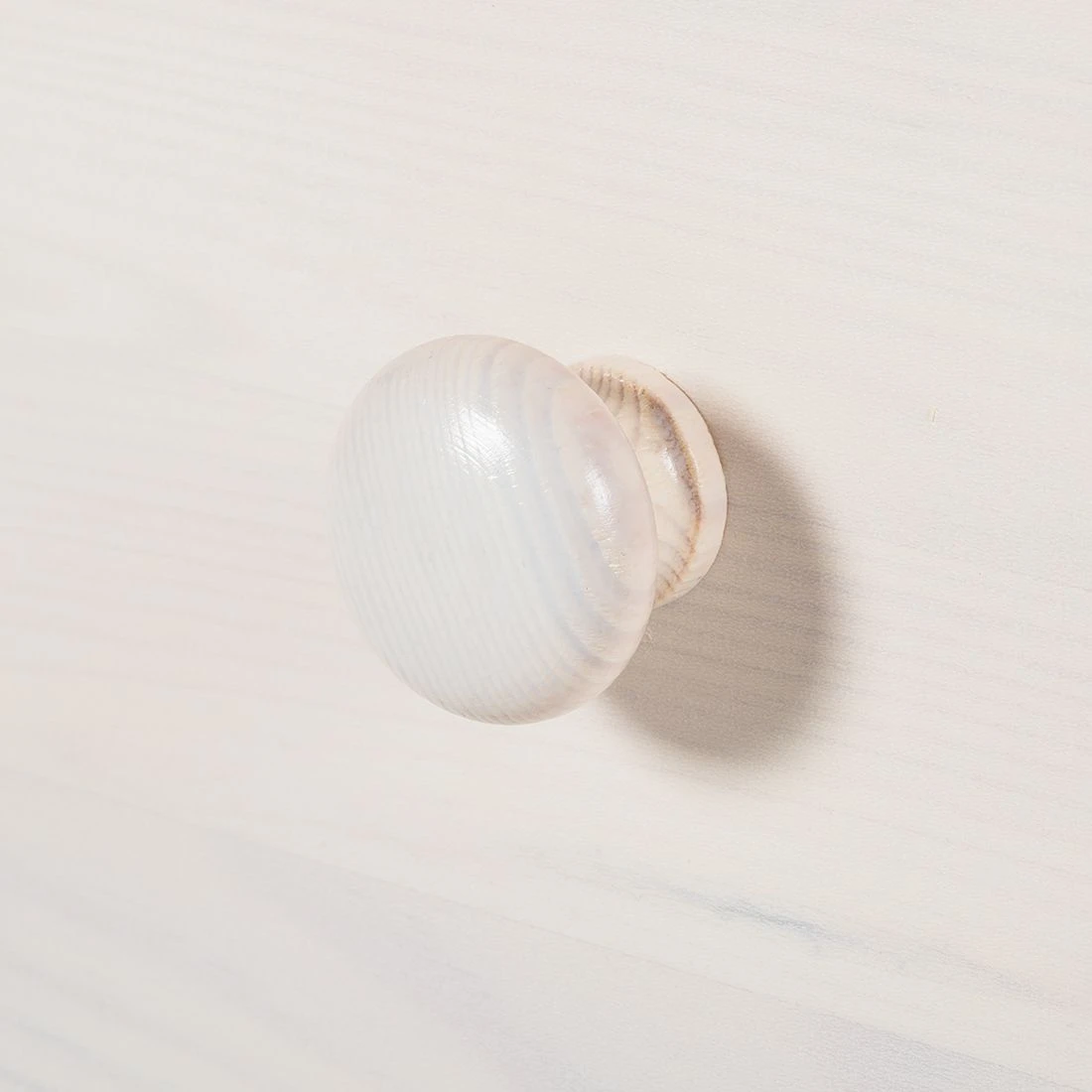 Maison Belfort TV-Lowboard Lillehammer I - Kiefer massiv - Kiefer Weiß / Kiefer Honig 7 Maison Belfort TV-Lowboard Lillehammer I - Kiefer massiv - Kiefer Weiß / Kiefer Honig – Bild 7