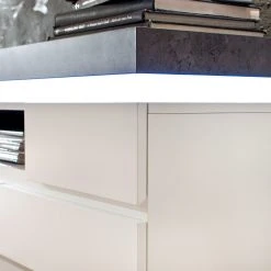 Fredriks TV-Lowboard Namona II - Inkl. Beleuchtung - Beton Dekor / Weiß -Wohnzimmermöbel boutique en ligne tv lowboard namona ii inkl beleuchtung weiss anthrazit weiss anthrazit 3666793