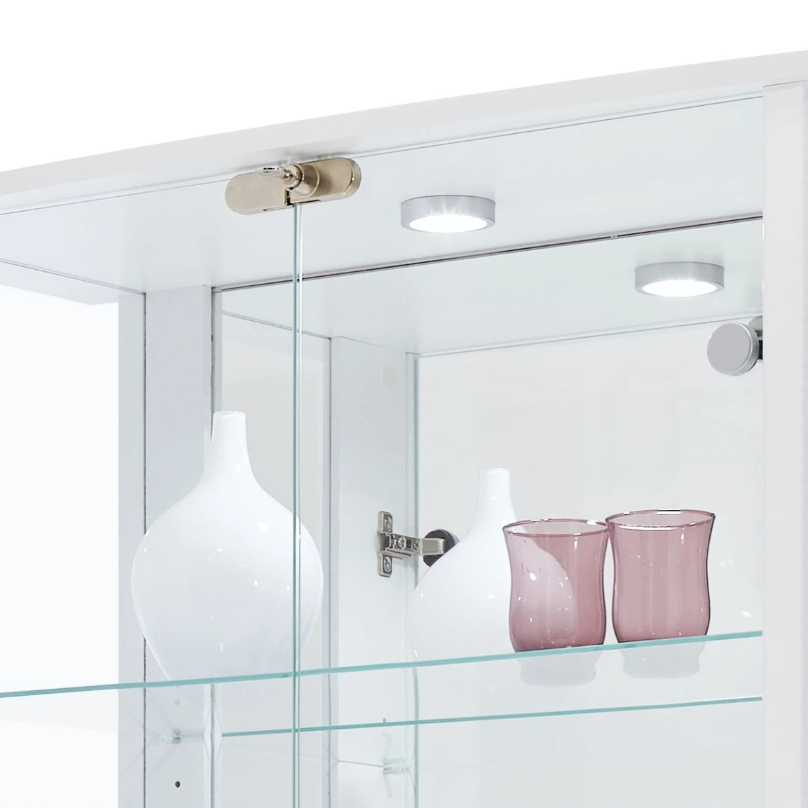 Fredriks Vitrine Nysa - Inkl. Beleuchtung - Hochglanz Weiß 4 Fredriks Vitrine Nysa - Inkl. Beleuchtung - Hochglanz Weiß – Bild 4