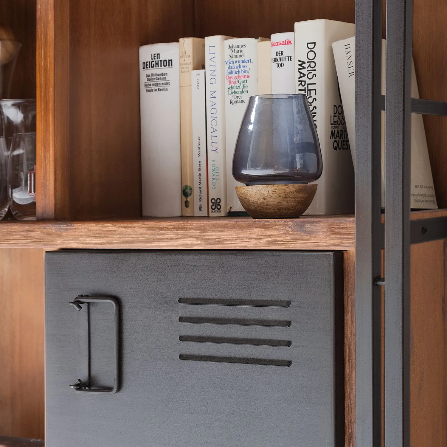 Ars manufacti Wohnwand Manchester I (3-teilig) - Akazie teilmassiv / Metall - Akazie / Anthrazit 8 Ars manufacti Wohnwand Manchester I (3-teilig) - Akazie teilmassiv / Metall - Akazie / Anthrazit – Bild 8